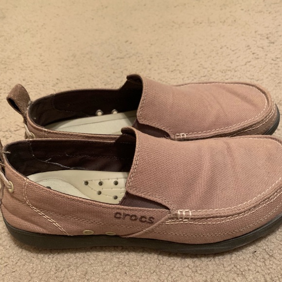 men's walu slip on crocs